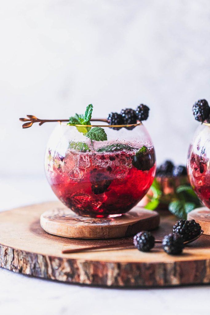 Indulge in the Perfect Blend: Berry Bourbon Wine Cocktail Recipe