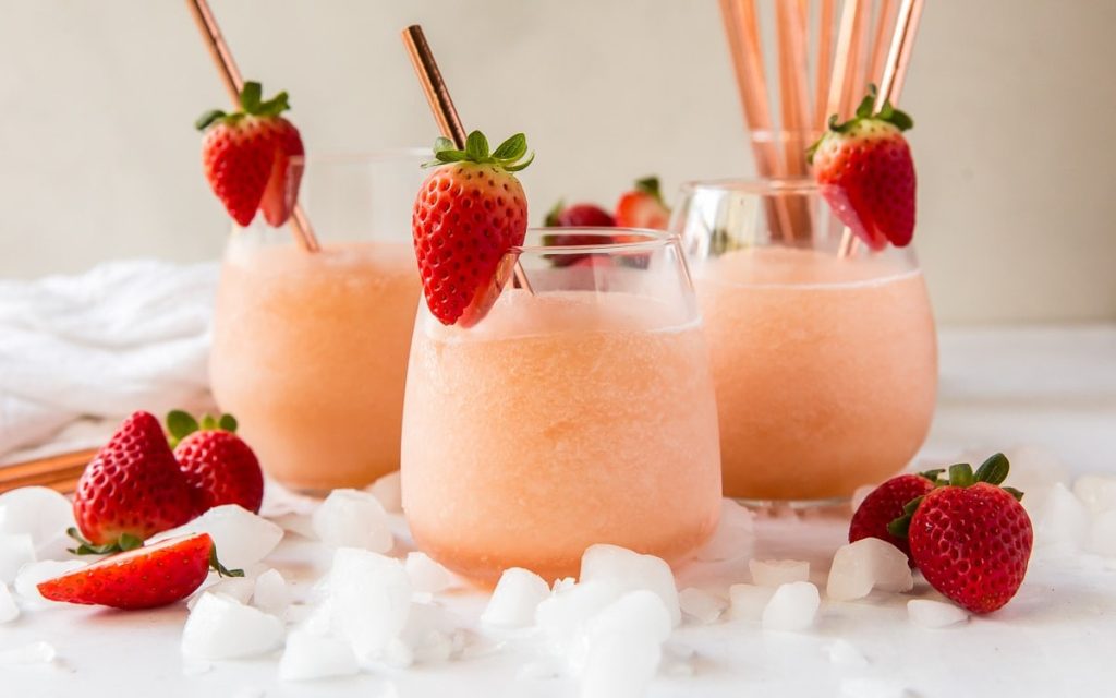 Boozy Berry Frosé: A Refreshing Blend of Rosé and Berries