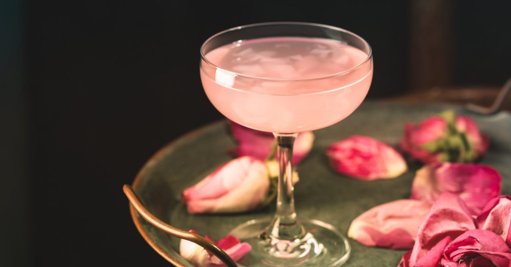 Unwind in Style: How to Make a Perfect Rosé Martini